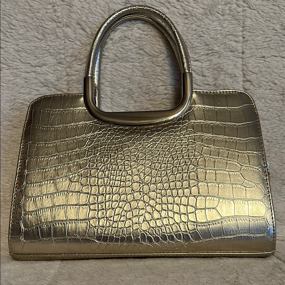 Unbranded Elegant Gold Crocodile-Embossed Handbag EUC